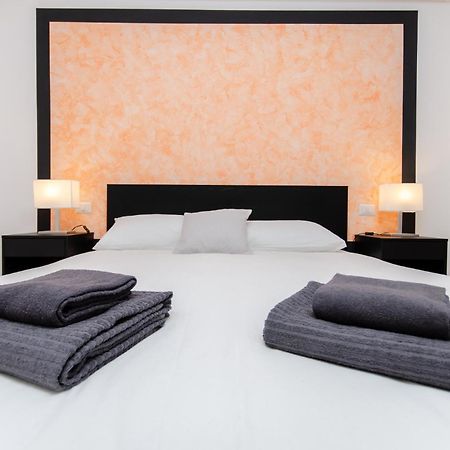 Orange Room Milano Dış mekan fotoğraf